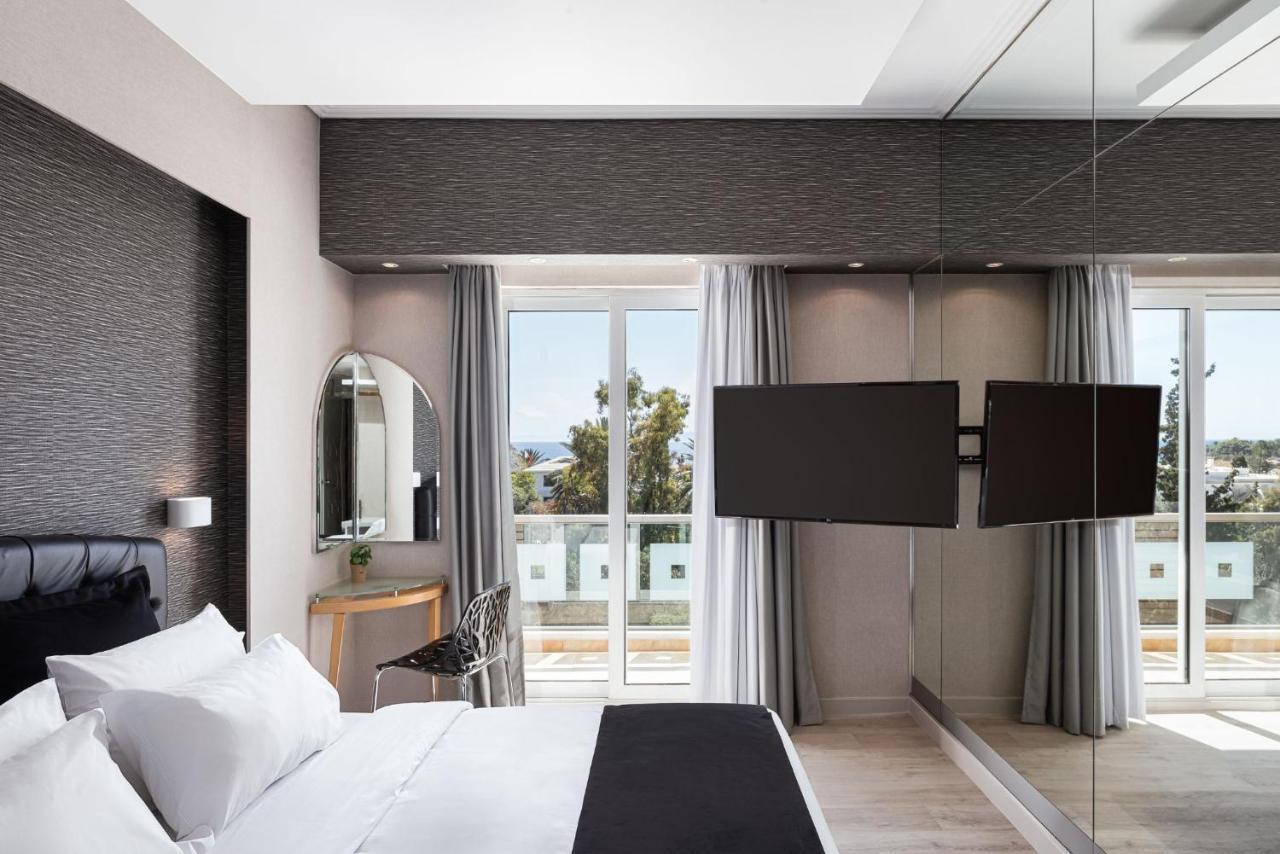 Kreoli Suites Glyfada Athena Bagian luar foto